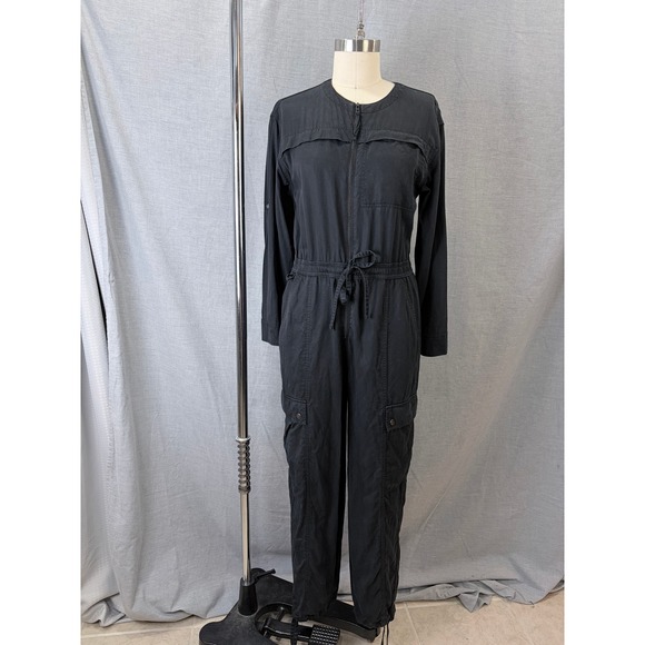 Athleta Pants - Athleta Summit Cargo‎ Jumpsuit Black Long Sleeve Utility Women's Small